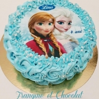 Gâteau décoré Reine des neiges et Anna